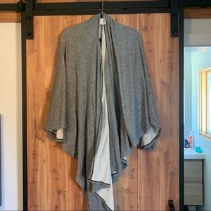 Ingrid & Isabel maternity wrap/shawl